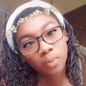 Meet your Posher, Macalea